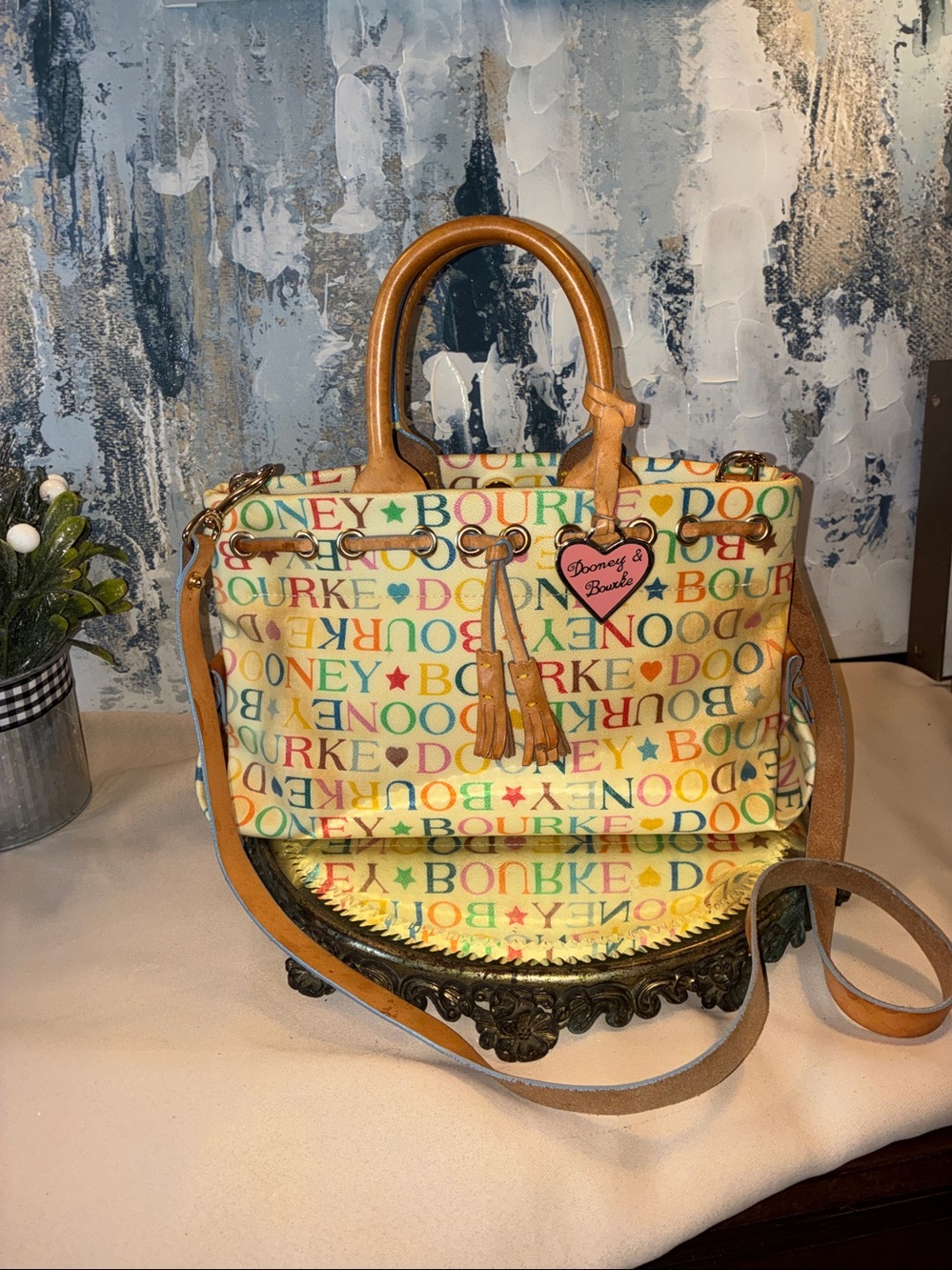 🟧Summer  Sale !!Genuine Vintage Monogram Downey  Bourke Satchel. $55🟧